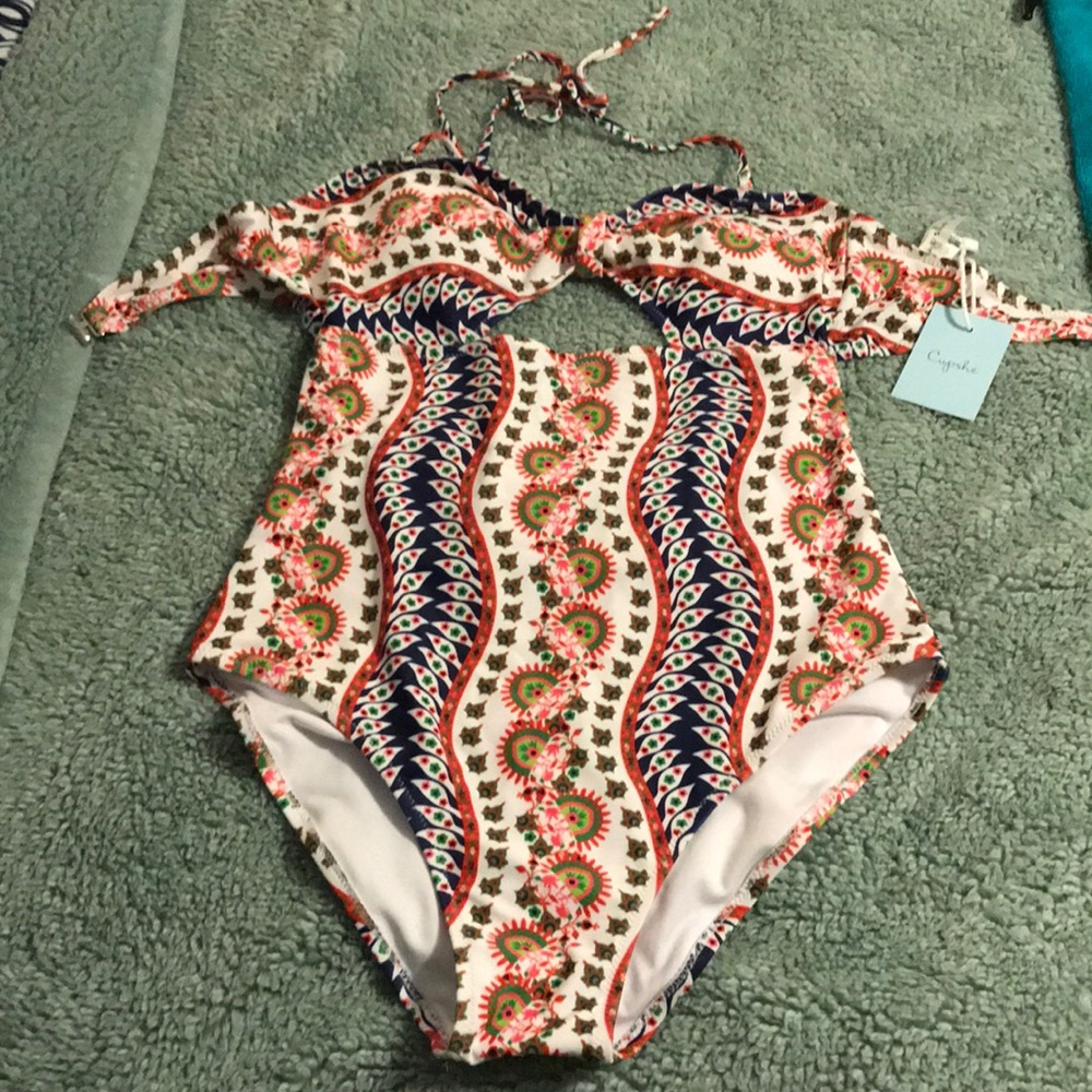 Cup she floral print bathing suit